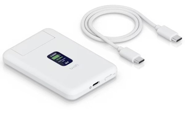 Ubiquiti UniFi Travel Router
